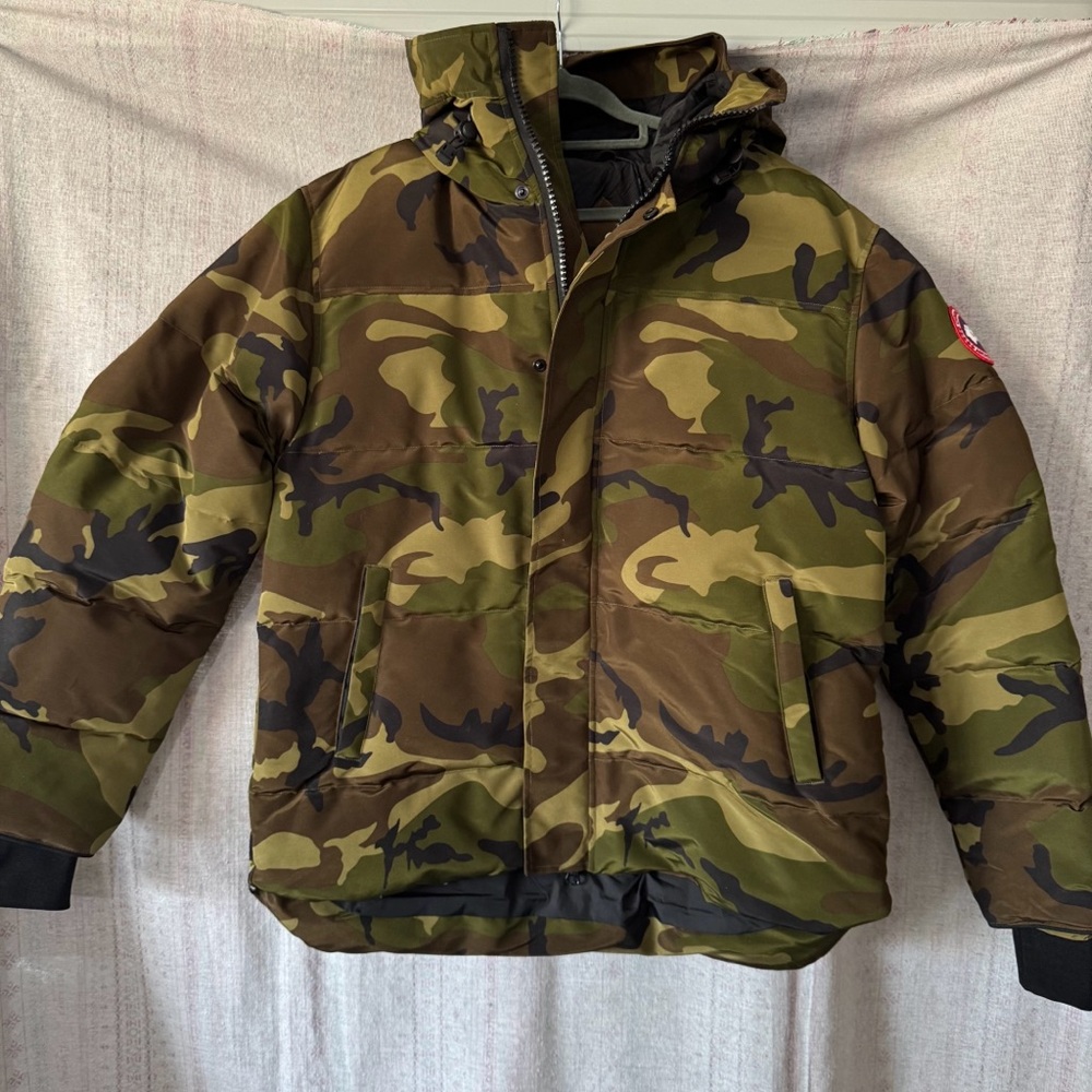 Canada Goose Men's Green Camouflage Machillan Parka